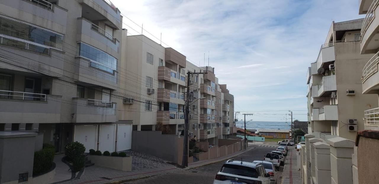 Excelente Apto 3 Quartos Em Bombas, 100 Metros Do Mar E 2 Vagas De Garagem ボンビーニャス エクステリア 写真