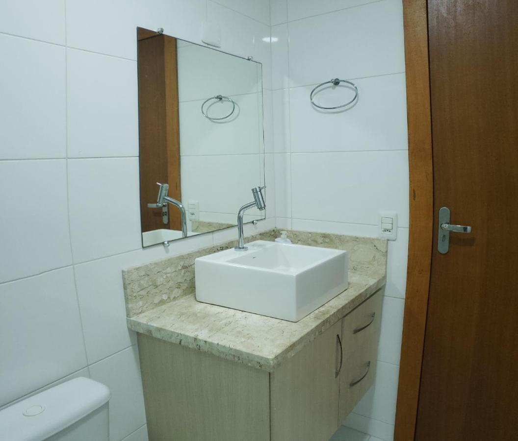 Excelente Apto 3 Quartos Em Bombas, 100 Metros Do Mar E 2 Vagas De Garagem ボンビーニャス エクステリア 写真