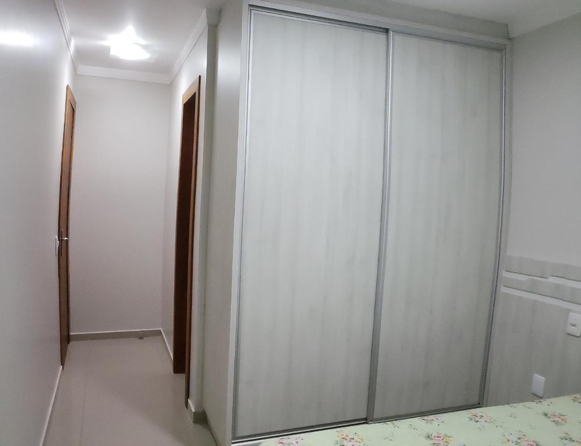 Excelente Apto 3 Quartos Em Bombas, 100 Metros Do Mar E 2 Vagas De Garagem ボンビーニャス エクステリア 写真